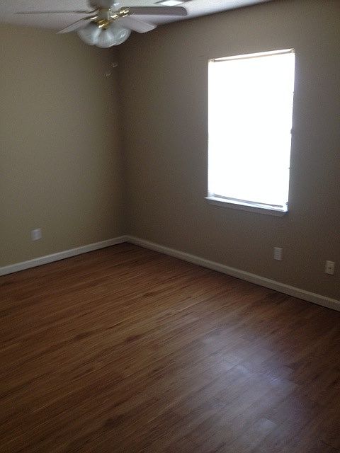 2nd image of 413 W Stevens Ave #A