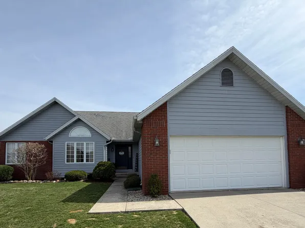 1911 Willow Bay Dr, Defiance, OH 43512