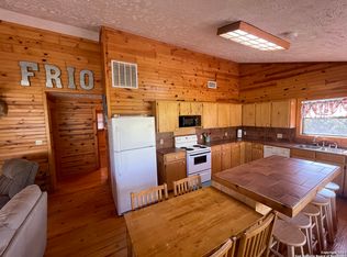 512 Canyon Oaks Dr, Concan, TX 78838