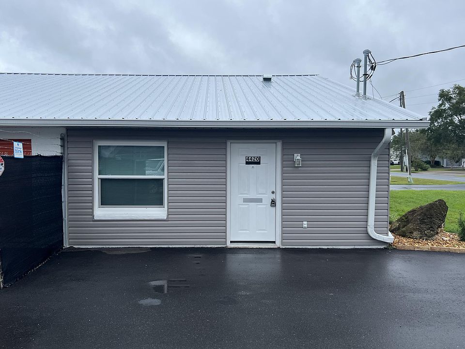 1st image of 4420 SE 53rd Ave #4420