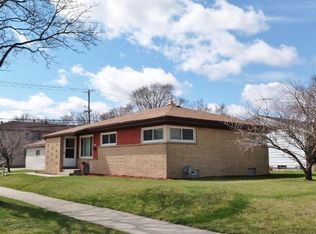 4427 N 85th St, Milwaukee, WI 53225