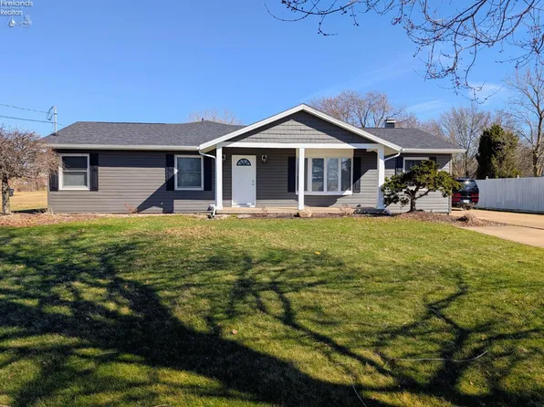 5420 Schenk Rd, Sandusky, OH 44870