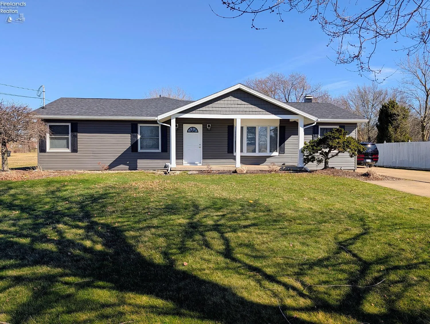 5420 Schenk Rd photo 1