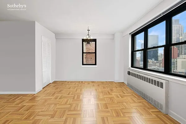 Rented by Sotheby's International Realty | media 5