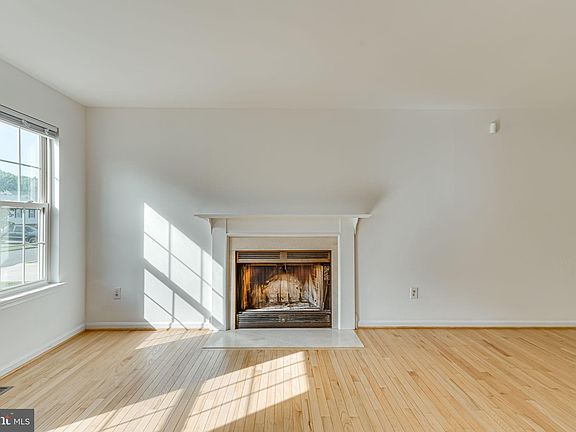 5th image of 22208 Oriole Dr