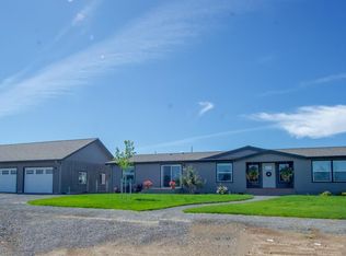 6017 SW Reif Rd, Powell Butte, OR 97753