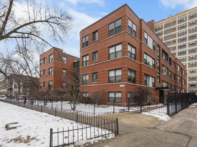 7423 N Sheridan Rd APT 2W, Chicago, IL, 60626