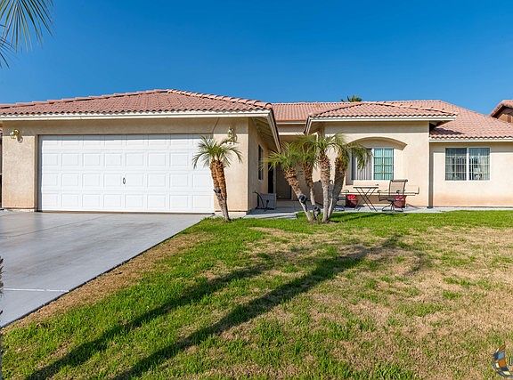 4th image of 421 Branding Iron Dr