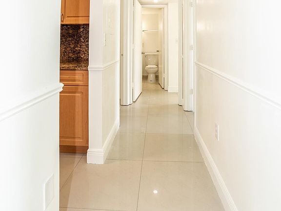 2nd image of 616 NW 26th Ave APT 203