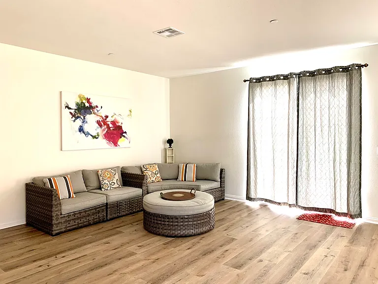 8041 Rooster Ct — Photo 5