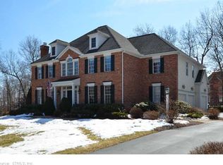 217 Kingswood Dr, Avon, CT 06001