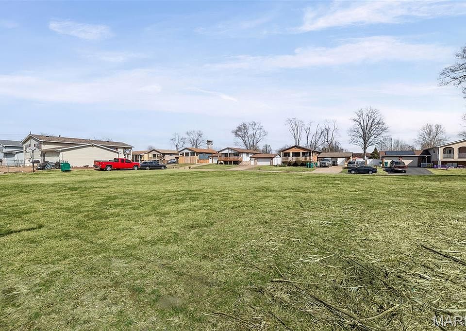 1st image of 844 Saint Benedict Dr