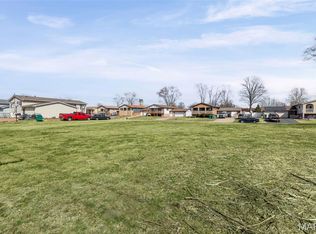 844 Saint Benedict Dr, Cahokia, IL 62206