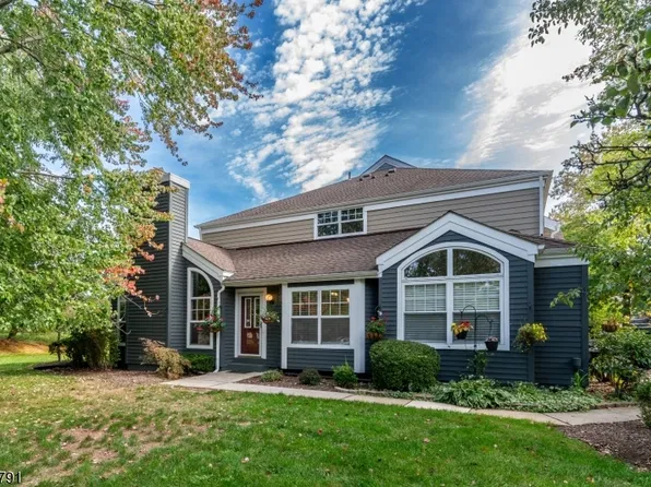 325 Greenfield Rd, Bridgewater, NJ 08807