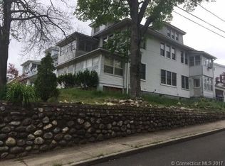 38 Holbrook Pl, Ansonia, CT 06401