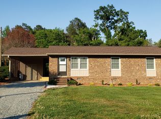 2728 Hamp Stone Rd, Siler City, NC 27344