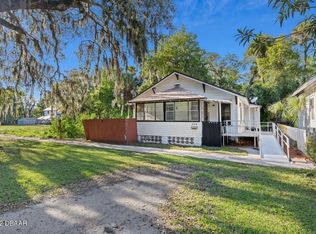 322 Loomis Ave, Daytona Beach, FL 32114