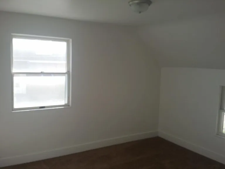601 Edna St — Photo 10