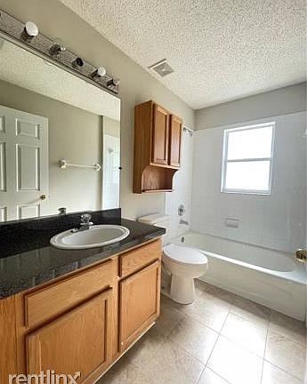 3rd image of 6141 Lanshire Dr