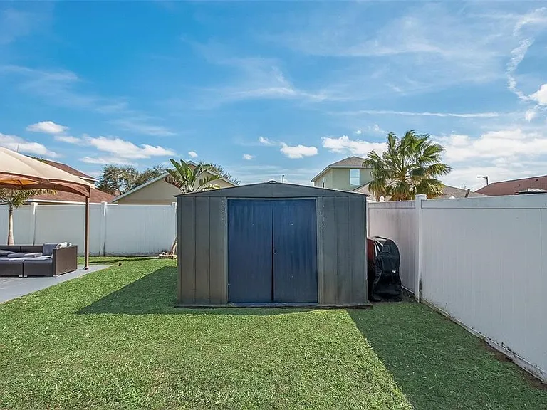 3111 Turnberry Blvd — Photo 27