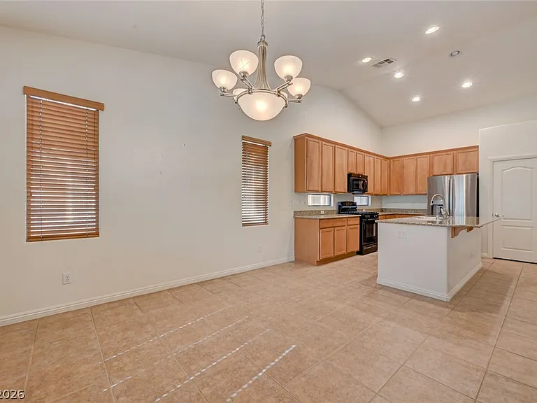 5921 Altissimo St — Photo 24
