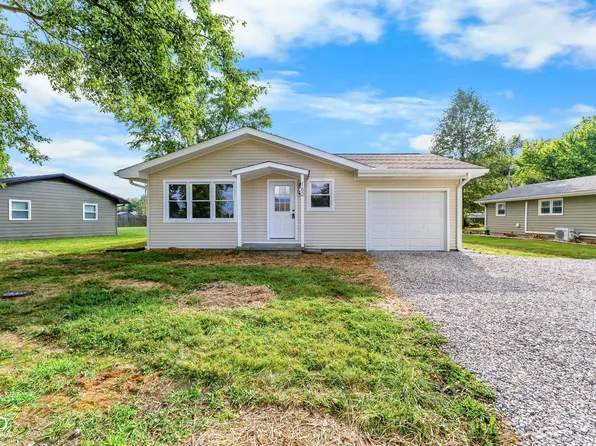 162 N East St, Crothersville, IN 47229