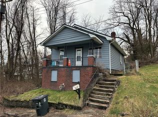 1042 Main St, Steubenville, OH 43952