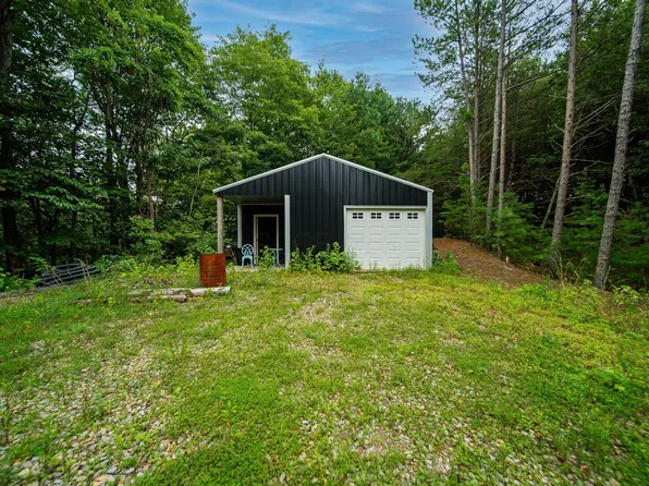 9758 Wesley Chapel Rd, Mount Perry, OH 43760