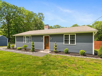 10 Lakeside Drive, Granby, CT, 06035