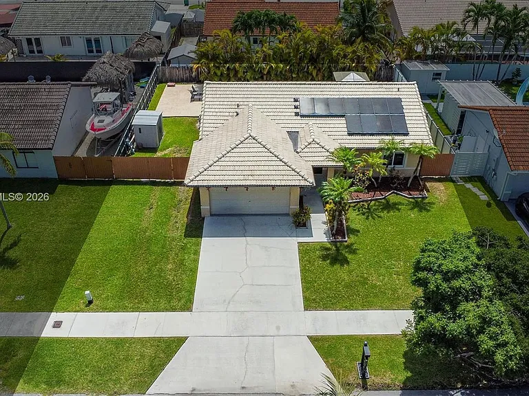 20791 SW 129th Ct — Photo 35