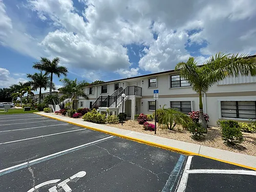 26485 Rampart Blvd Photo 1