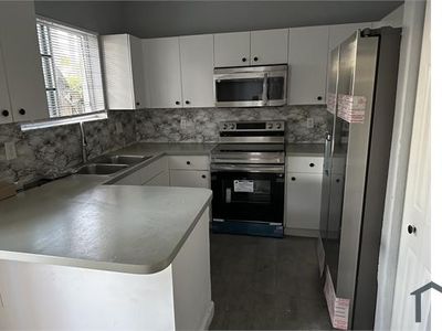 359 NE 27th Ter Unit 104, Homestead, FL, 33033