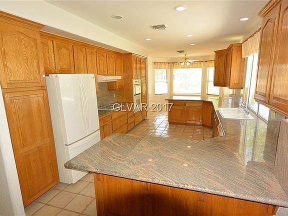 4th image of 7921 Painted Sunset Dr