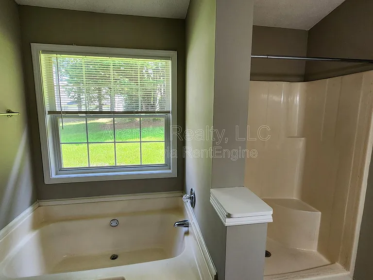 5090 Edinborough Pl — Photo 9