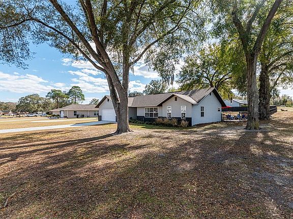 2nd image of 8306 SW 100th Lane Rd