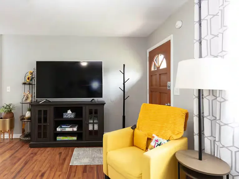 2842 Sunnyview Dr — Photo 5