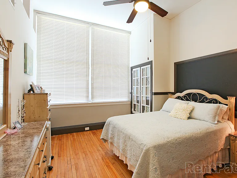 Chatham Lofts — Photo 6