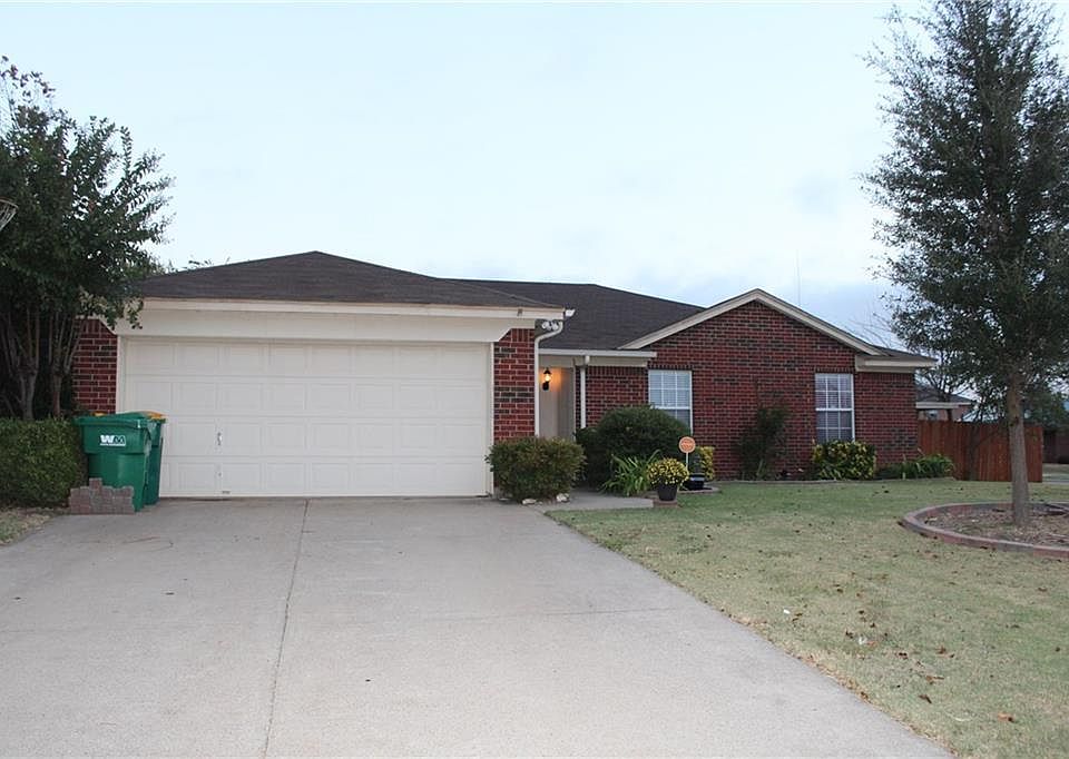 1st image of 201 Briarglen Dr
