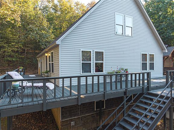 4th image of 5740 Secluded Ln