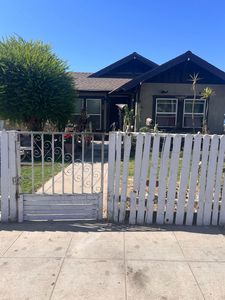 113 W Olive Ave, Fresno, CA, 93728