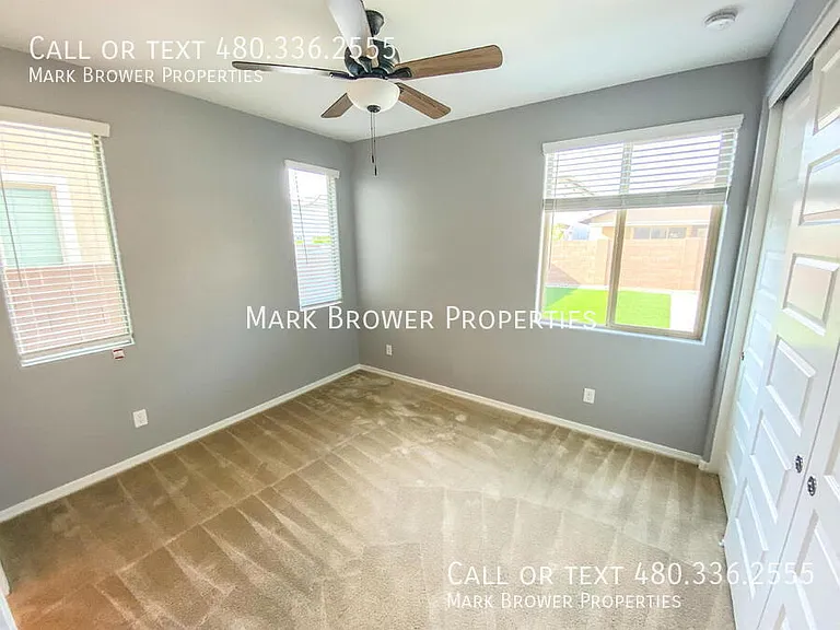 3878 E Oxford Ln — Photo 14