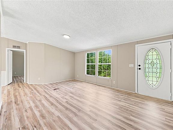 4th image of 1200 Blue Ridge Ln