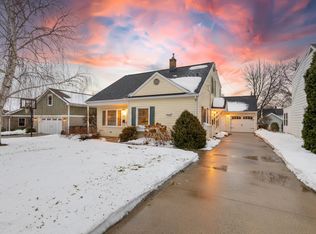 710 Cedar St, Neenah, WI 54956