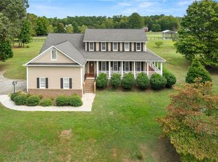 25 Meadow Lake Ln, Social Circle, GA 30025