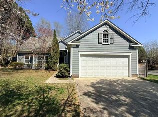 8624 Castlebay Dr, Charlotte, NC 28277