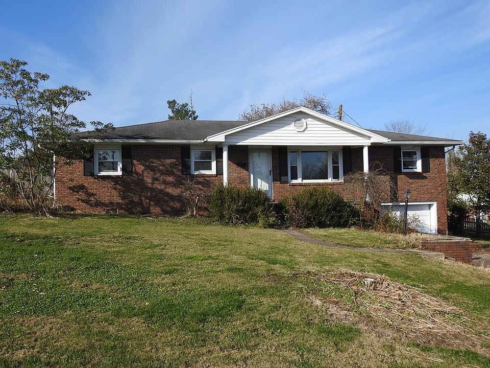 1st image of 1639 Chrissie Ln