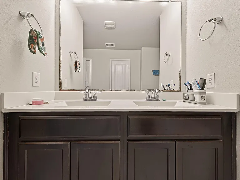 18306 Pelham Hollow Trl — Photo 34