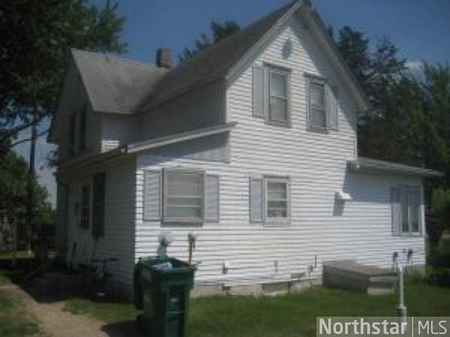 2nd image of 1556 Highway 7