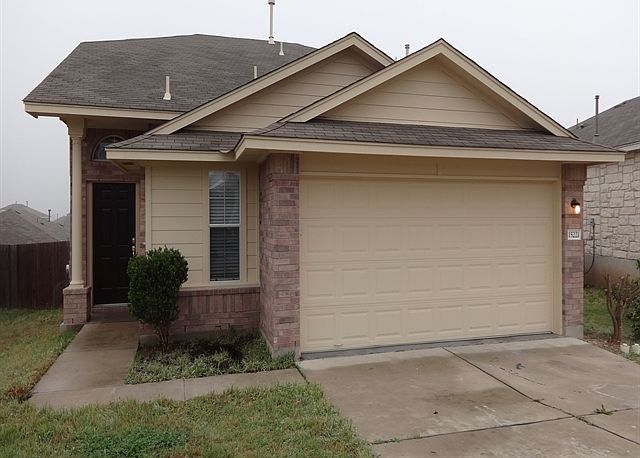 1st image of 15221 Rosehip Ln