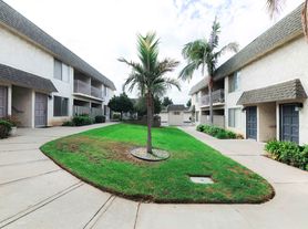 316-356 W. Meda Ave. Glendora CA. 91741